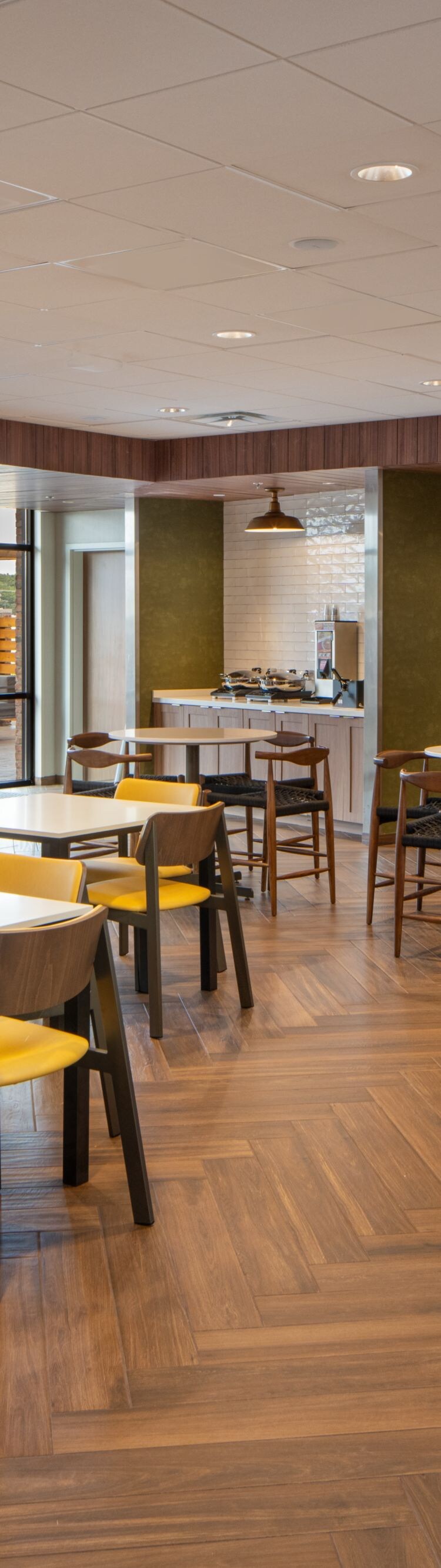 Dining room seating