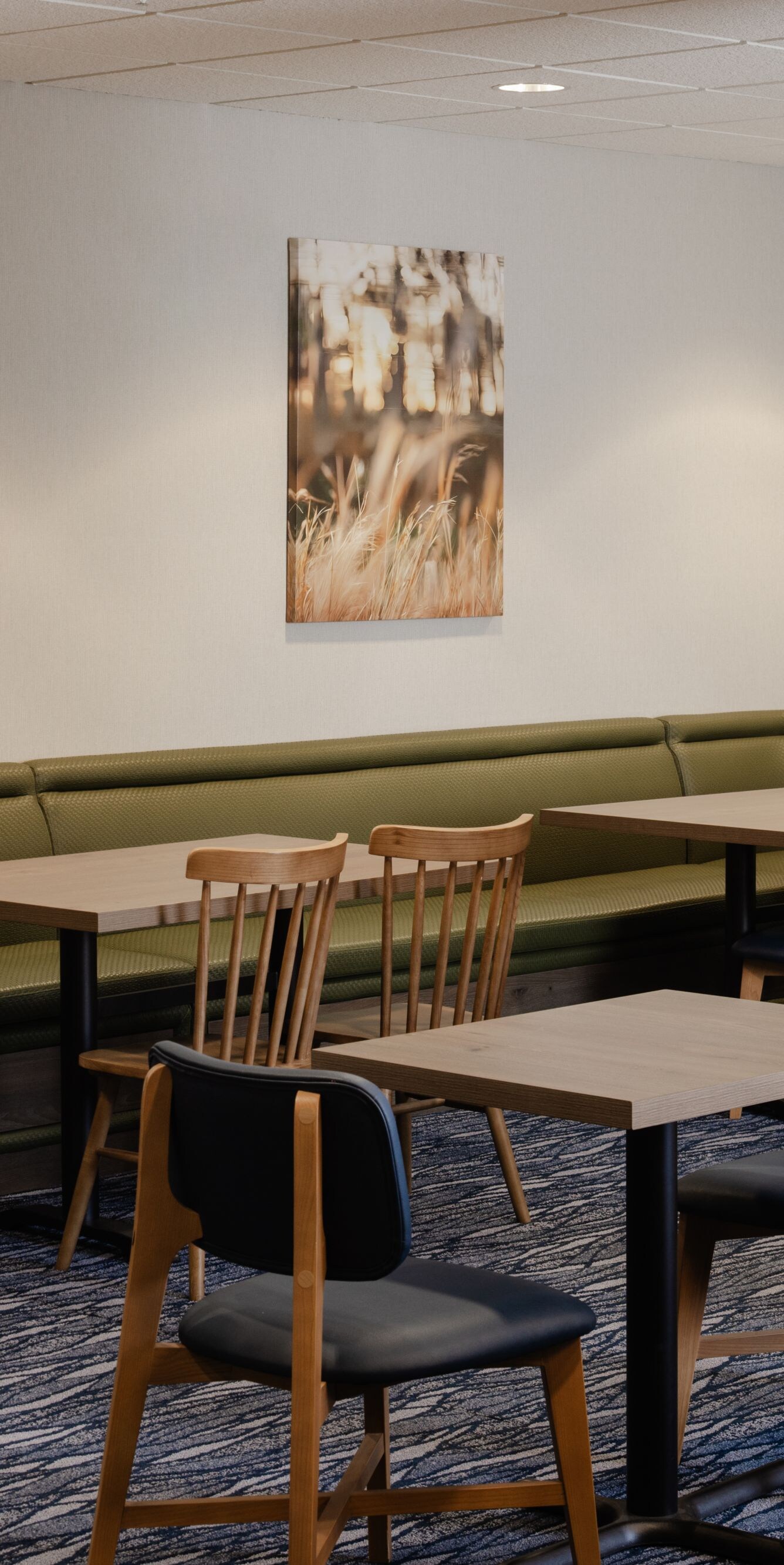 Breakfast Seating 2