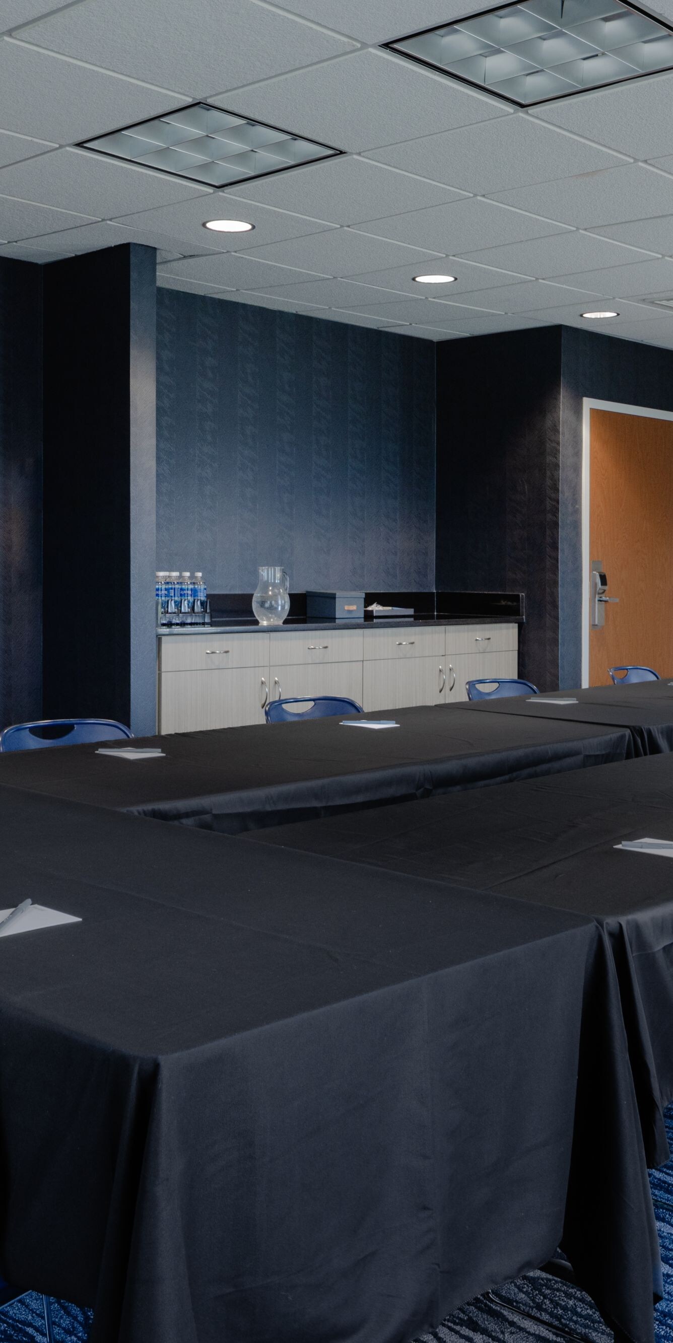 Great Lakes Room meeting space 