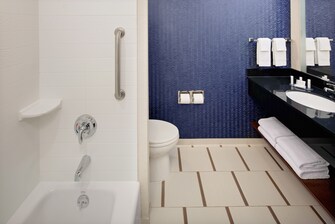 bañera accesible para personas con discapacidades