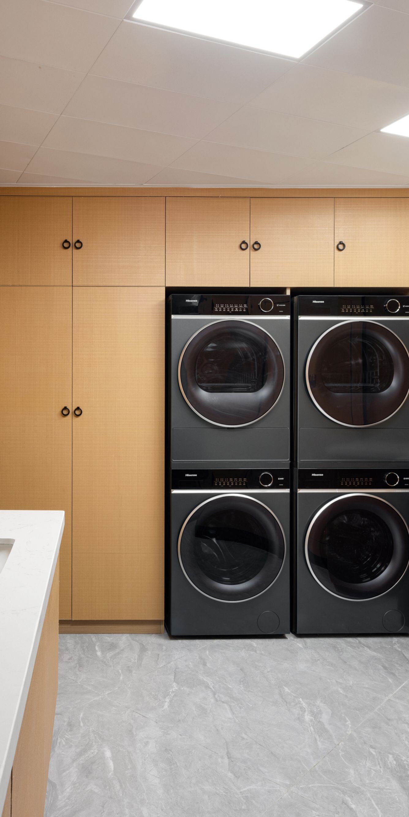  Washing machines,  dryers