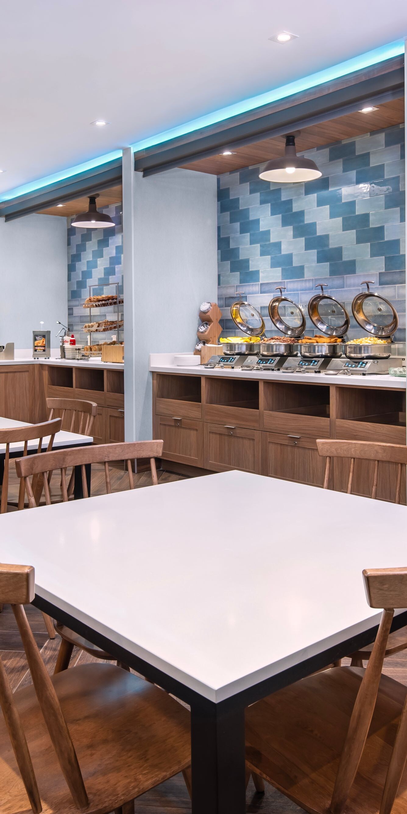Breakfast area with buffet and seating