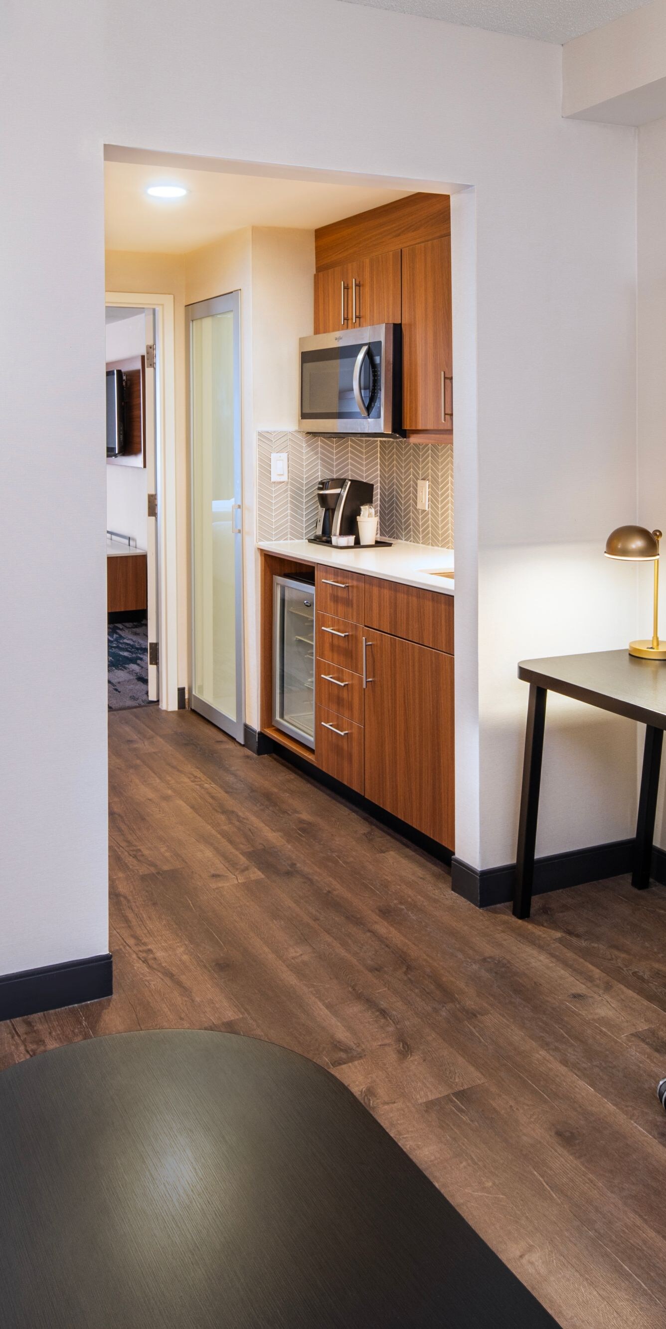 Suite with kitchenette and work desk