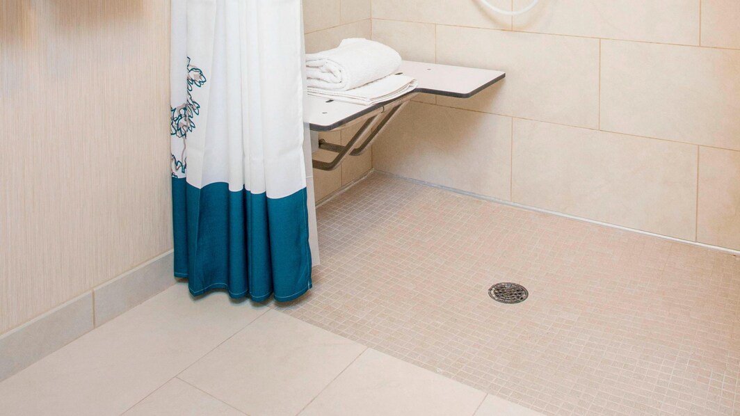 Baño de la suite - Ducha con acceso para personas con movilidad reducida