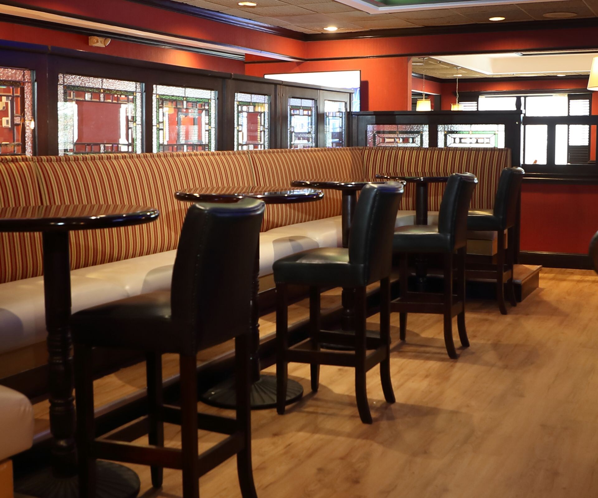 Bar seating, high tops, banquette 