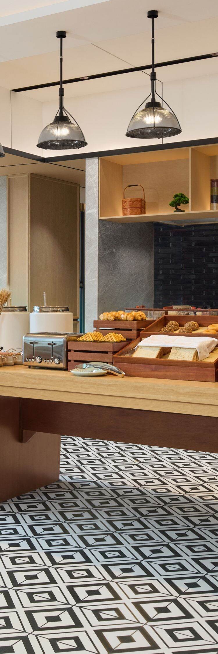 Restaurant buffet