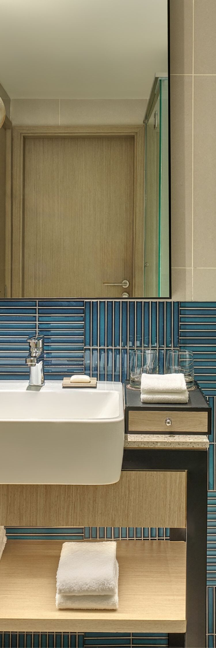 bathroom with single sink vanity and mirror