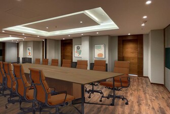 Flexible and modern meeting spaces