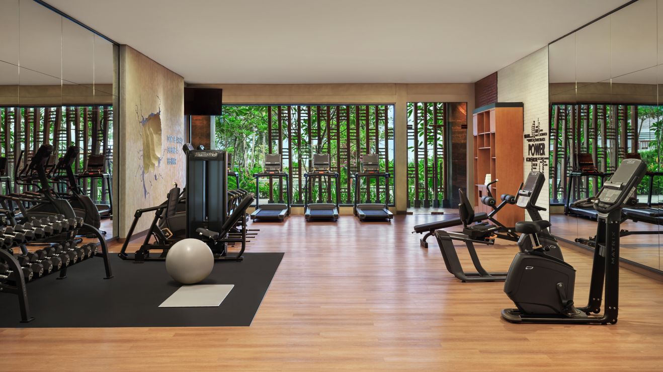 Gym area setting with full work out equipment