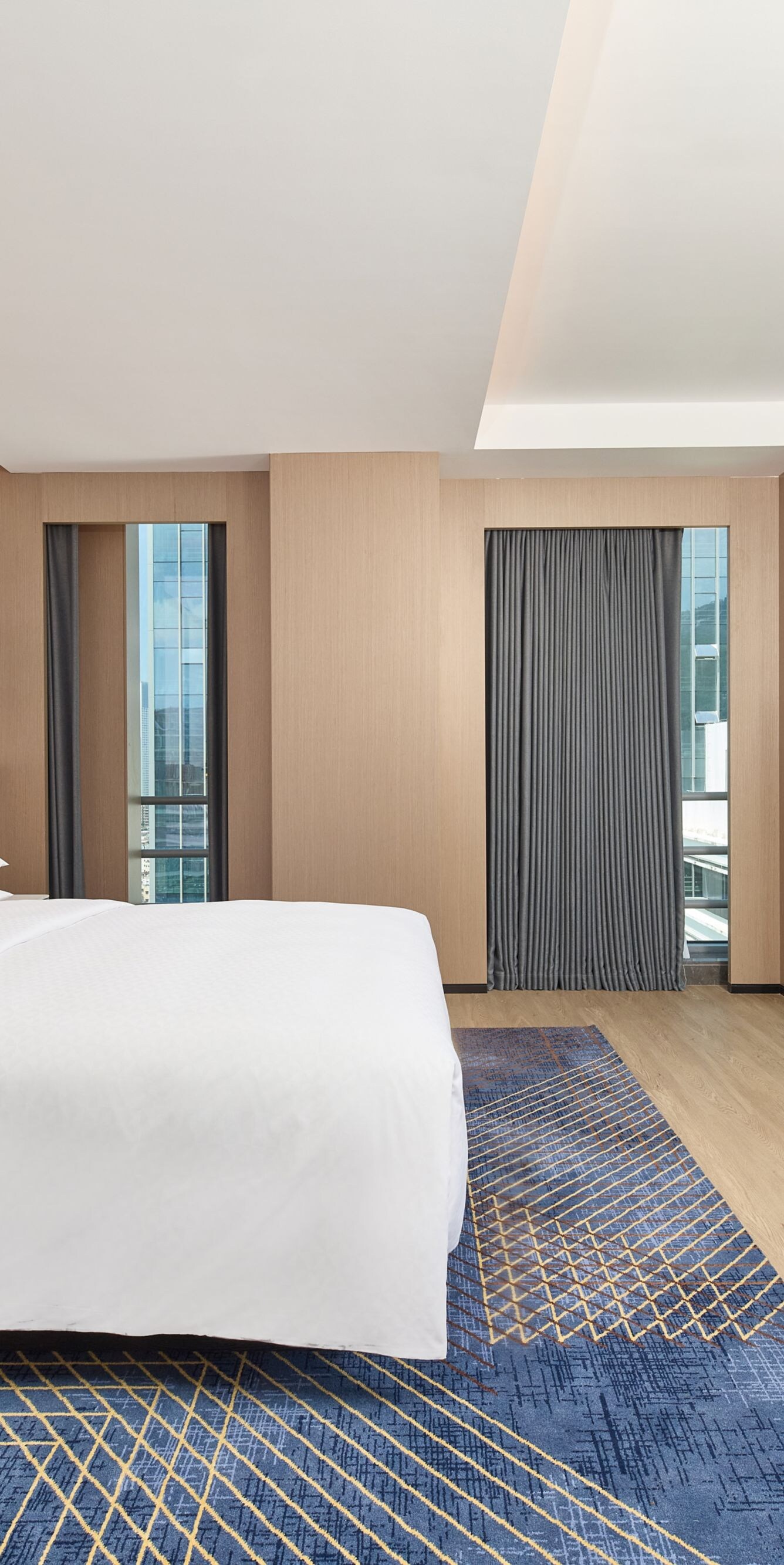 Suite Bedroom