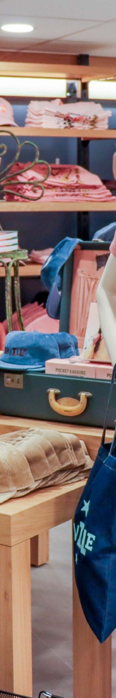 Outlet, Shop