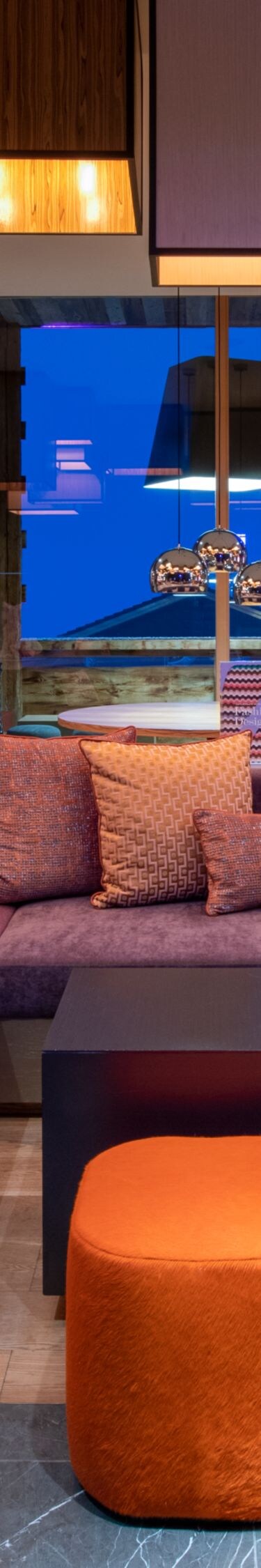 Sala de estar W Living Room