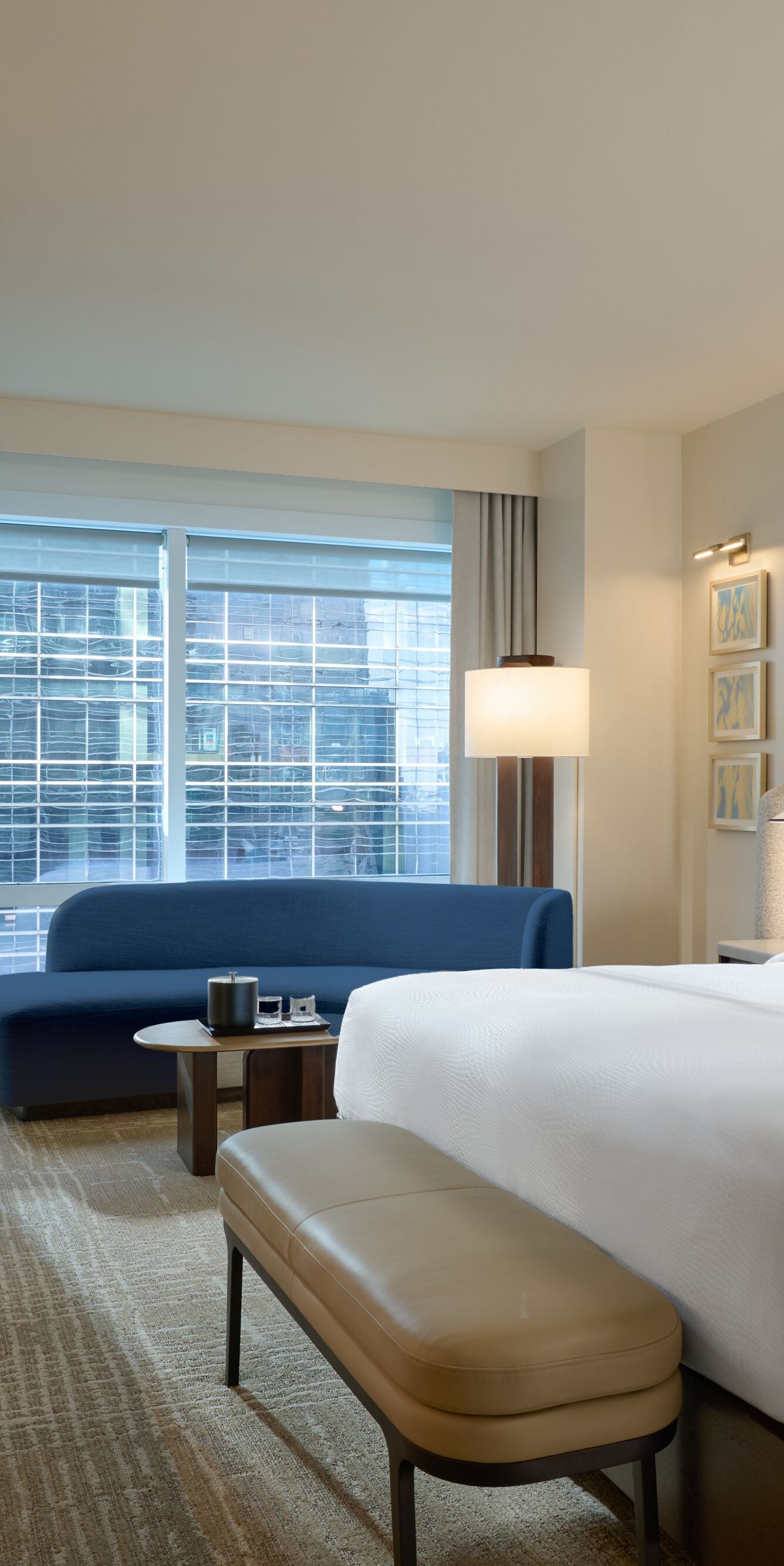 King Deluxe Guest Room in Downtown Atlanta