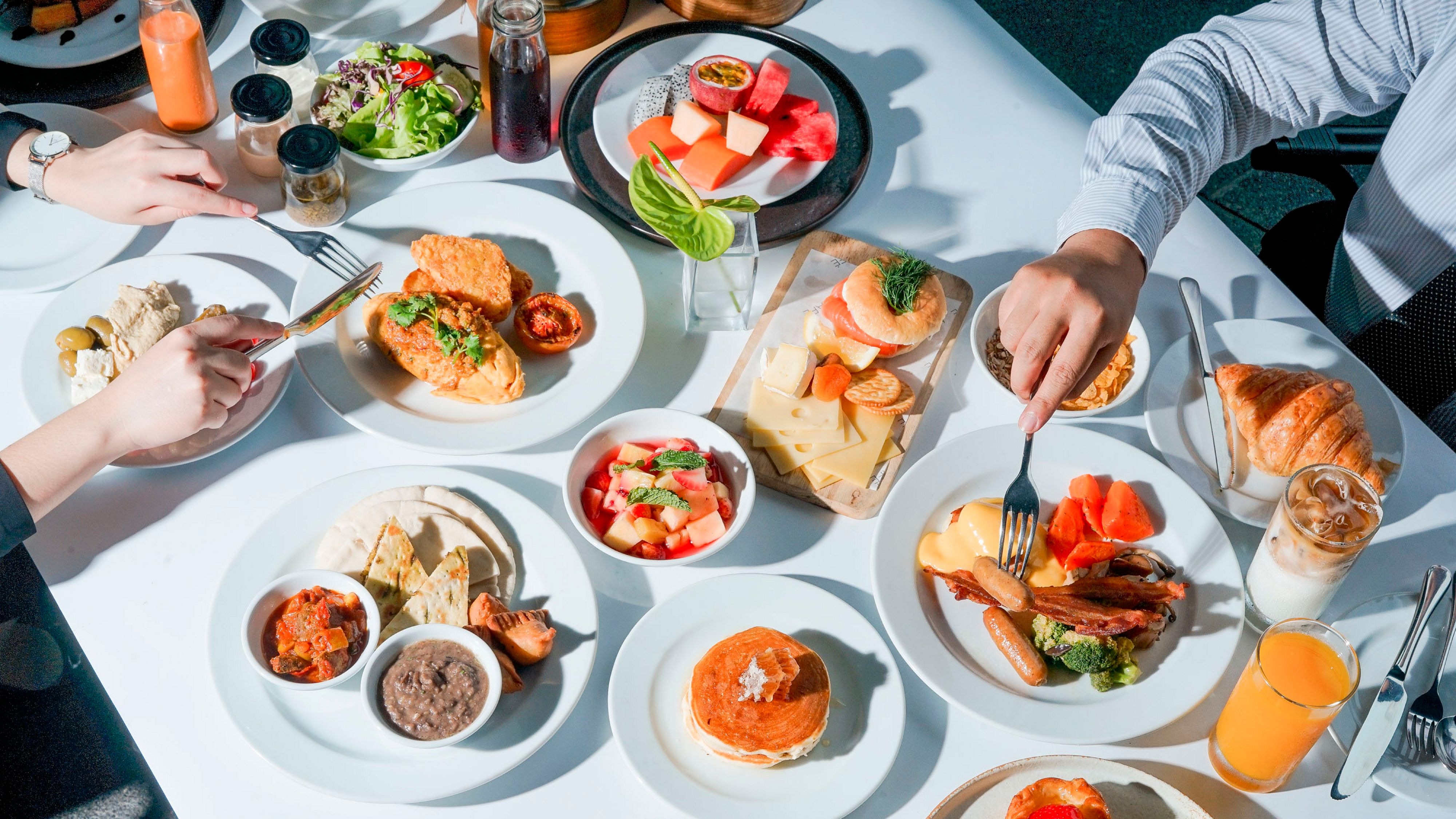 Family Stay & Breakfast Escape