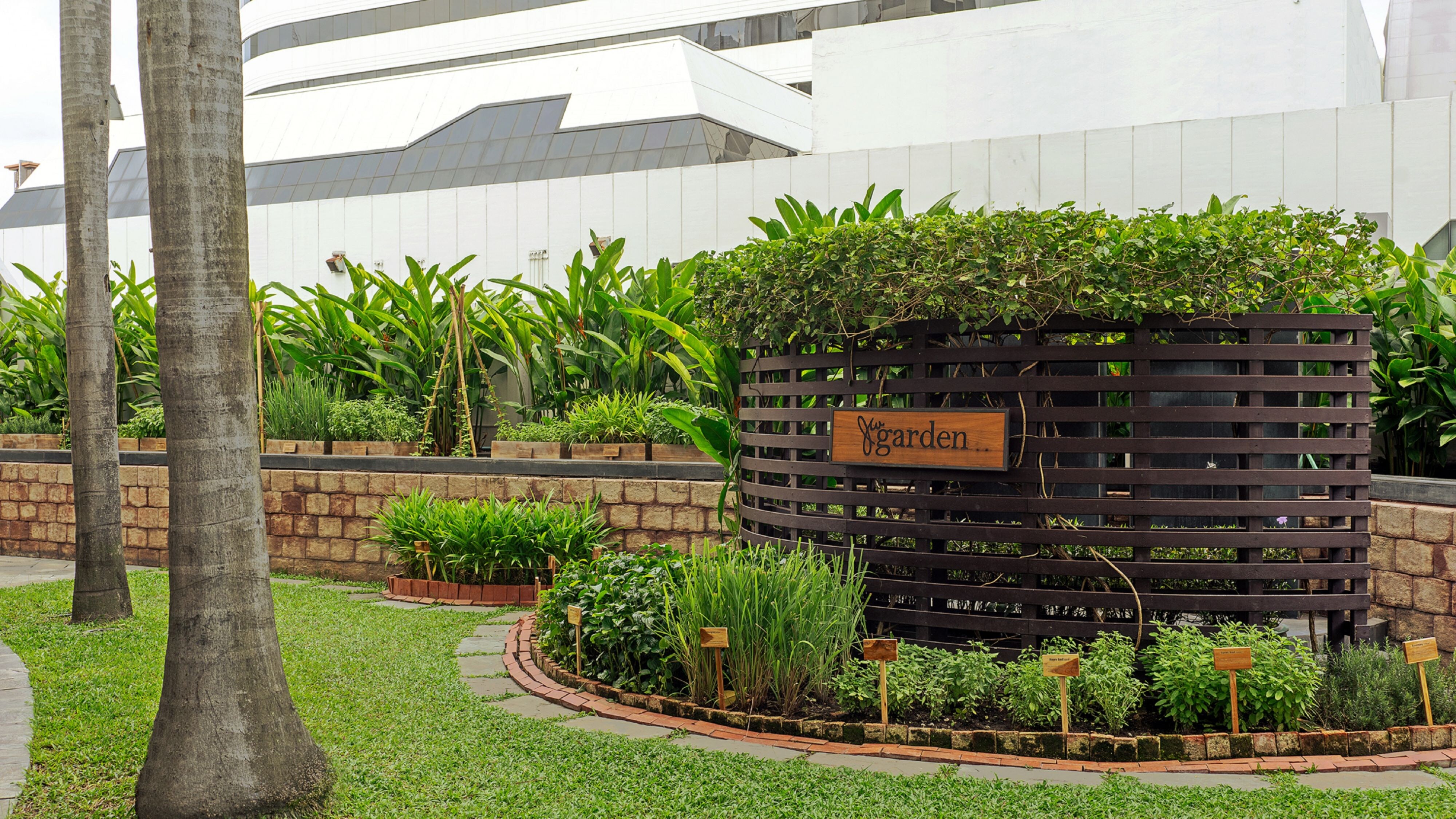 JW Garden Mindful Moments Tour