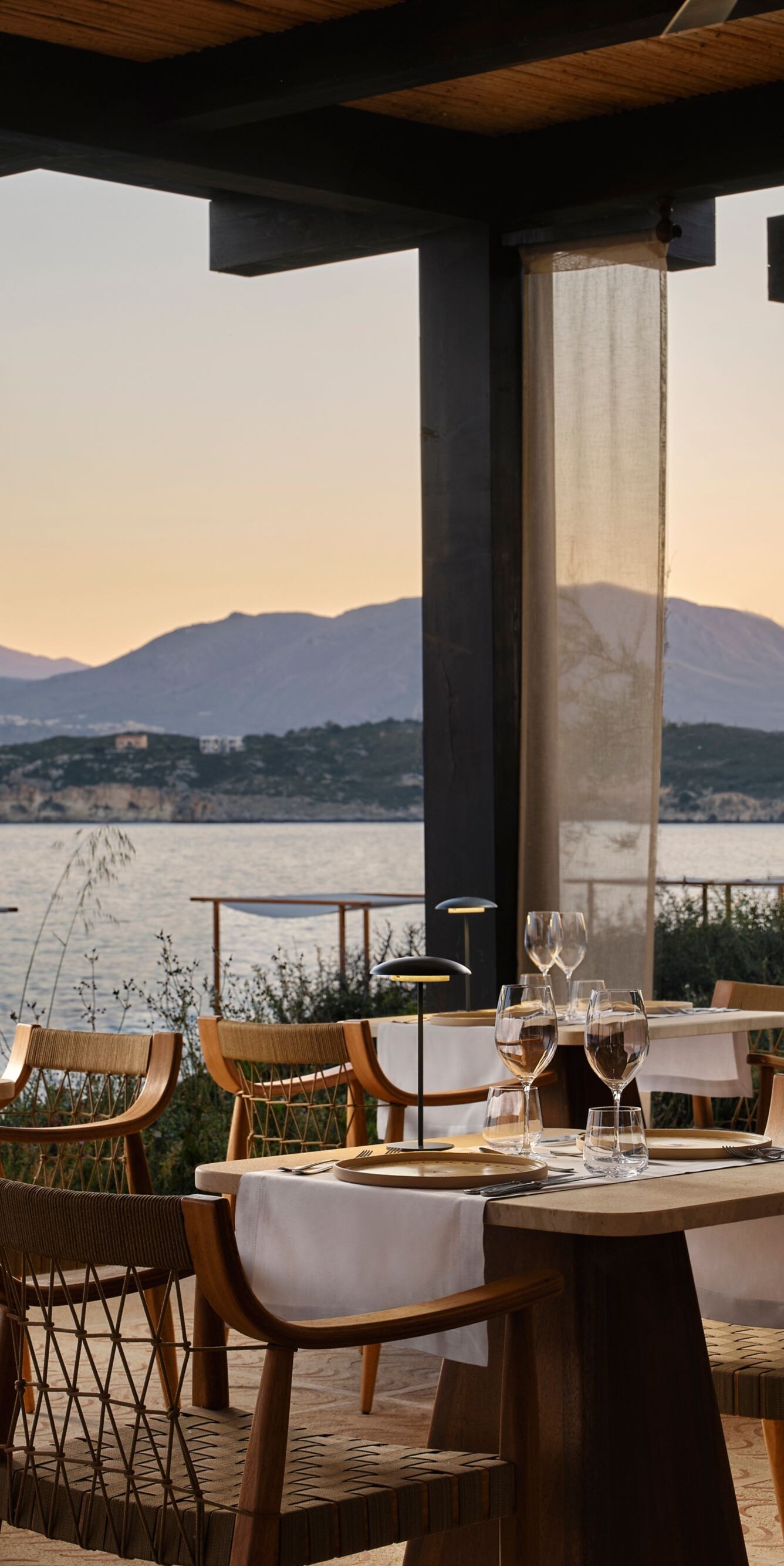Dining_Onalos