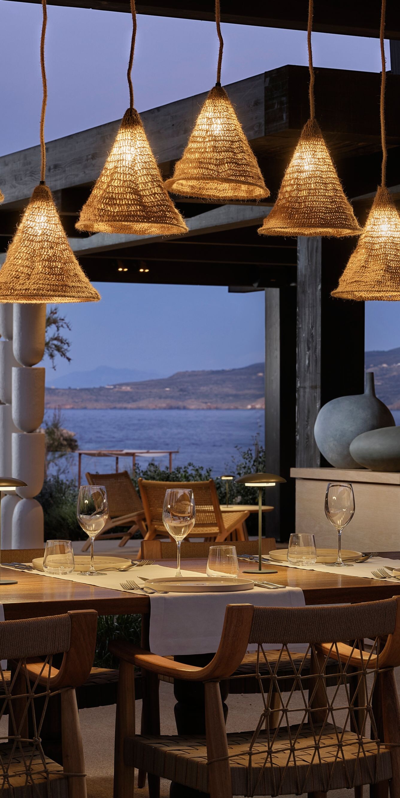 Dining_Onalos_Blue_Hour