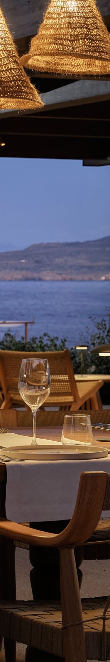 Dining_Onalos_Blue_Hour