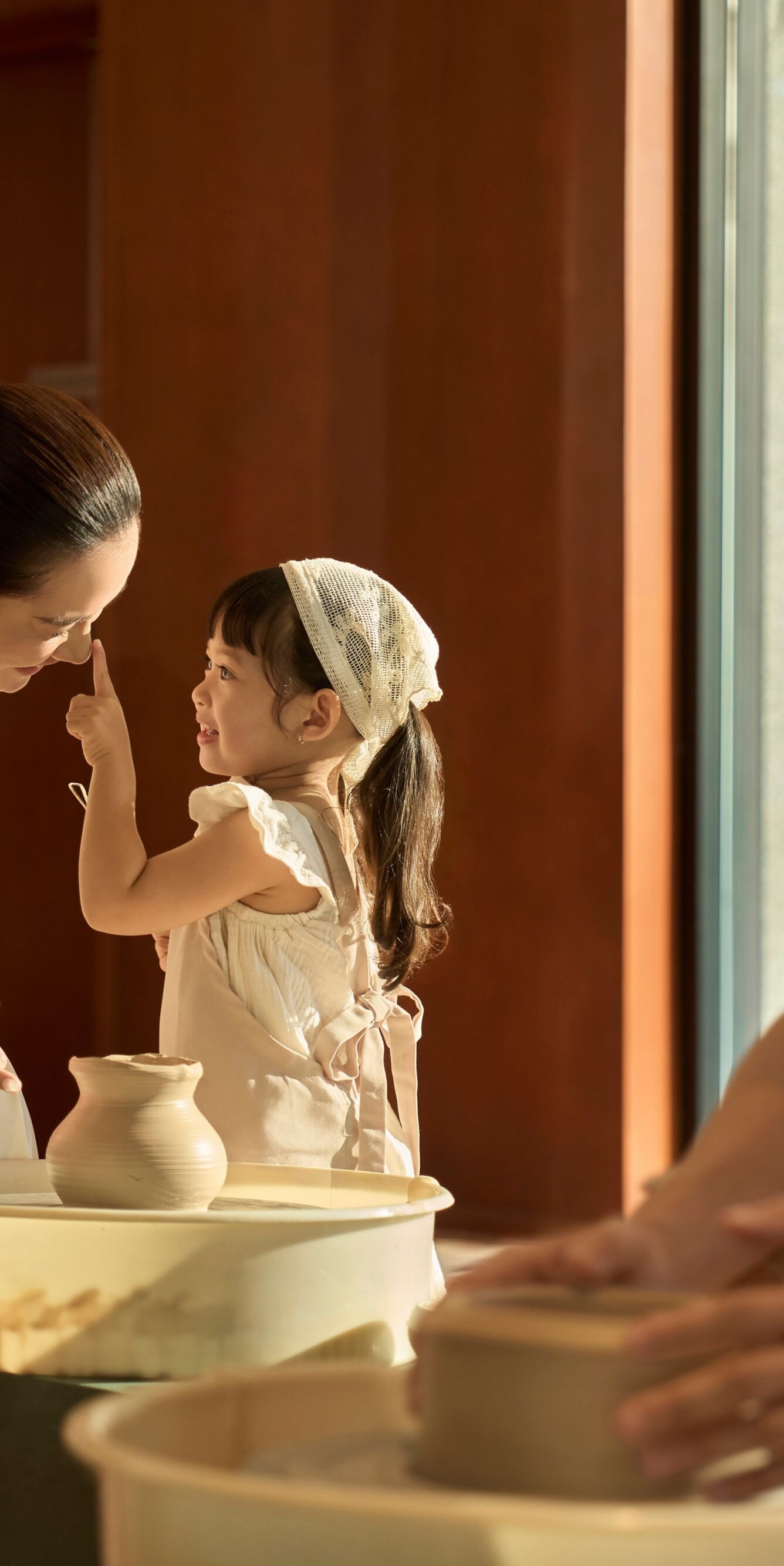Hoạt động làm gốm dành cho gia đình