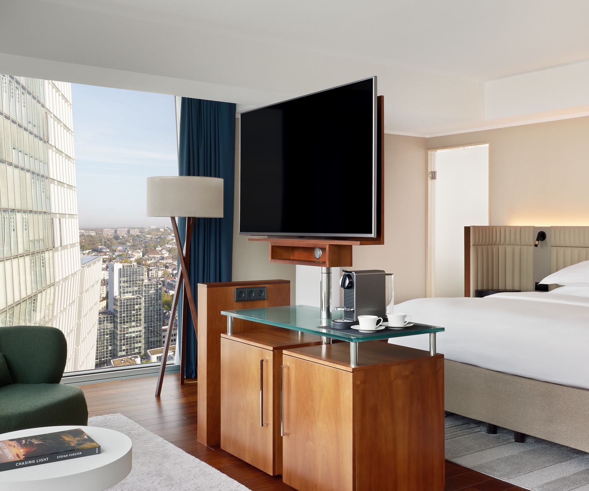 Junior Suite, King bed, Seating area  