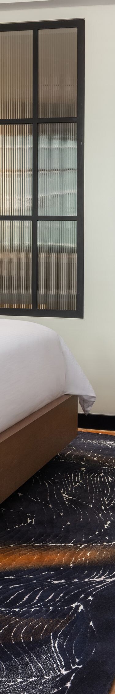 King guest room with modern design