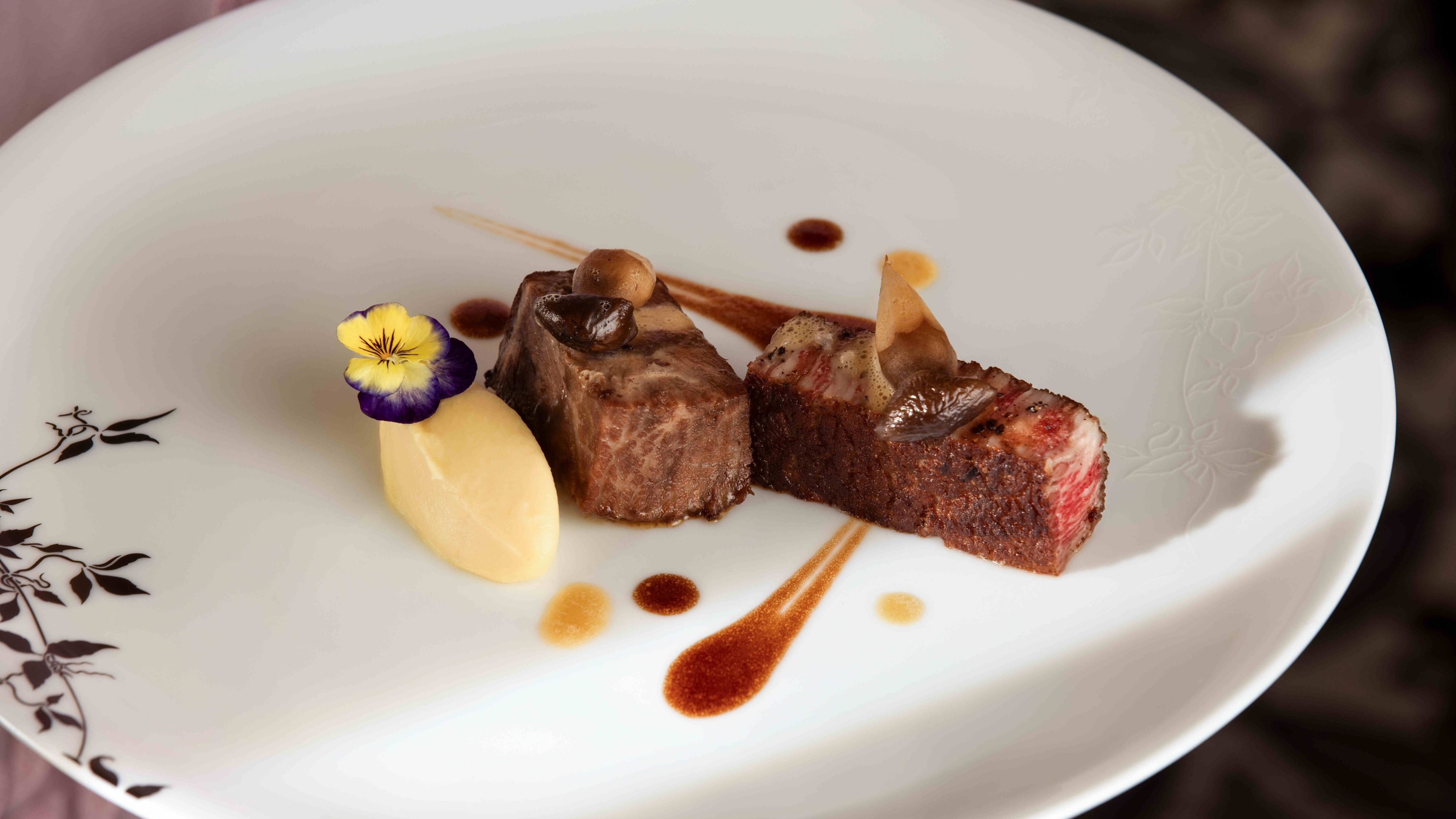 [DINING] Flavors Of Refinement