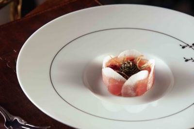 Oscietra caviar and seafood