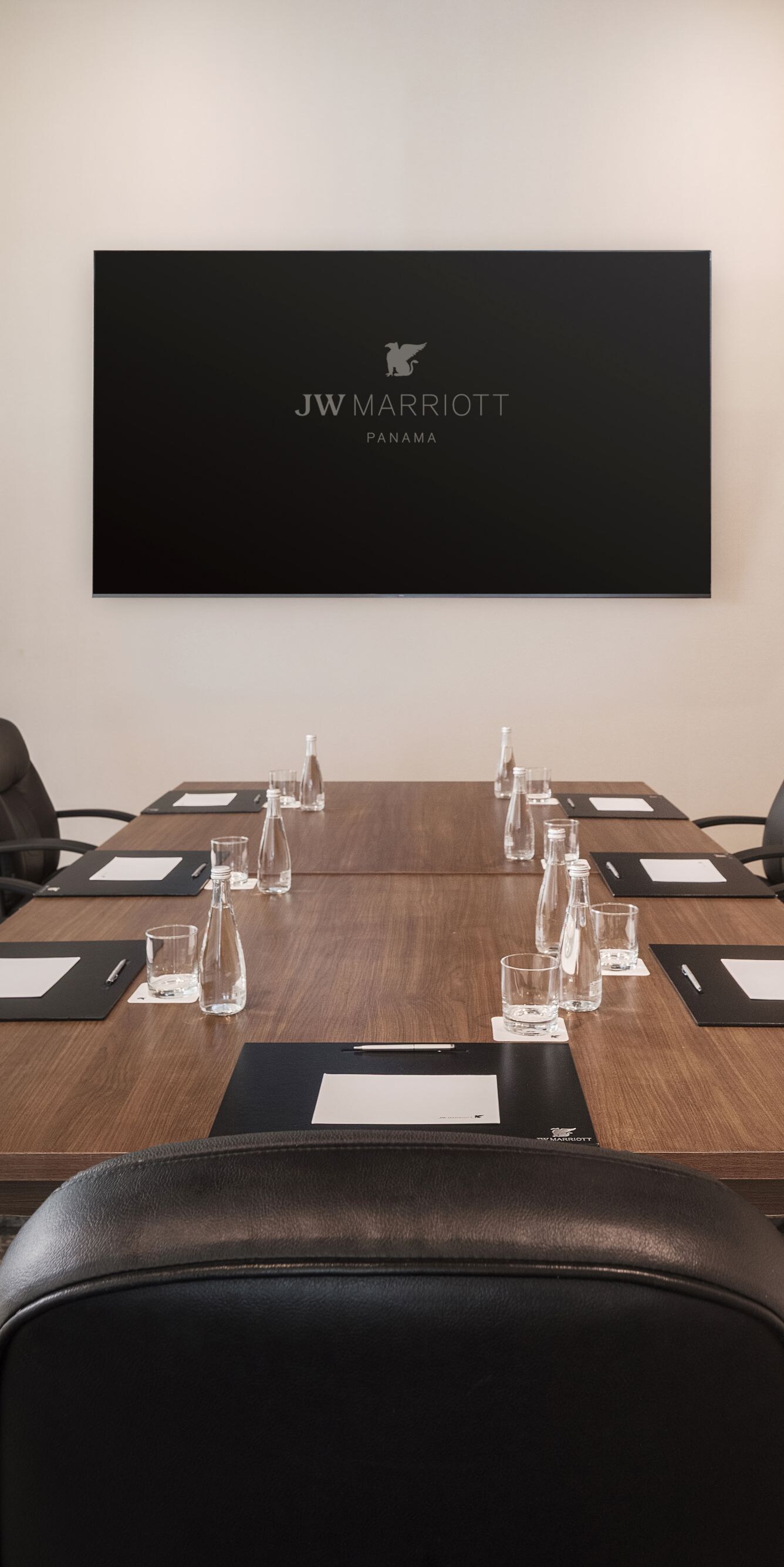 Seamlessly equipped for presentations