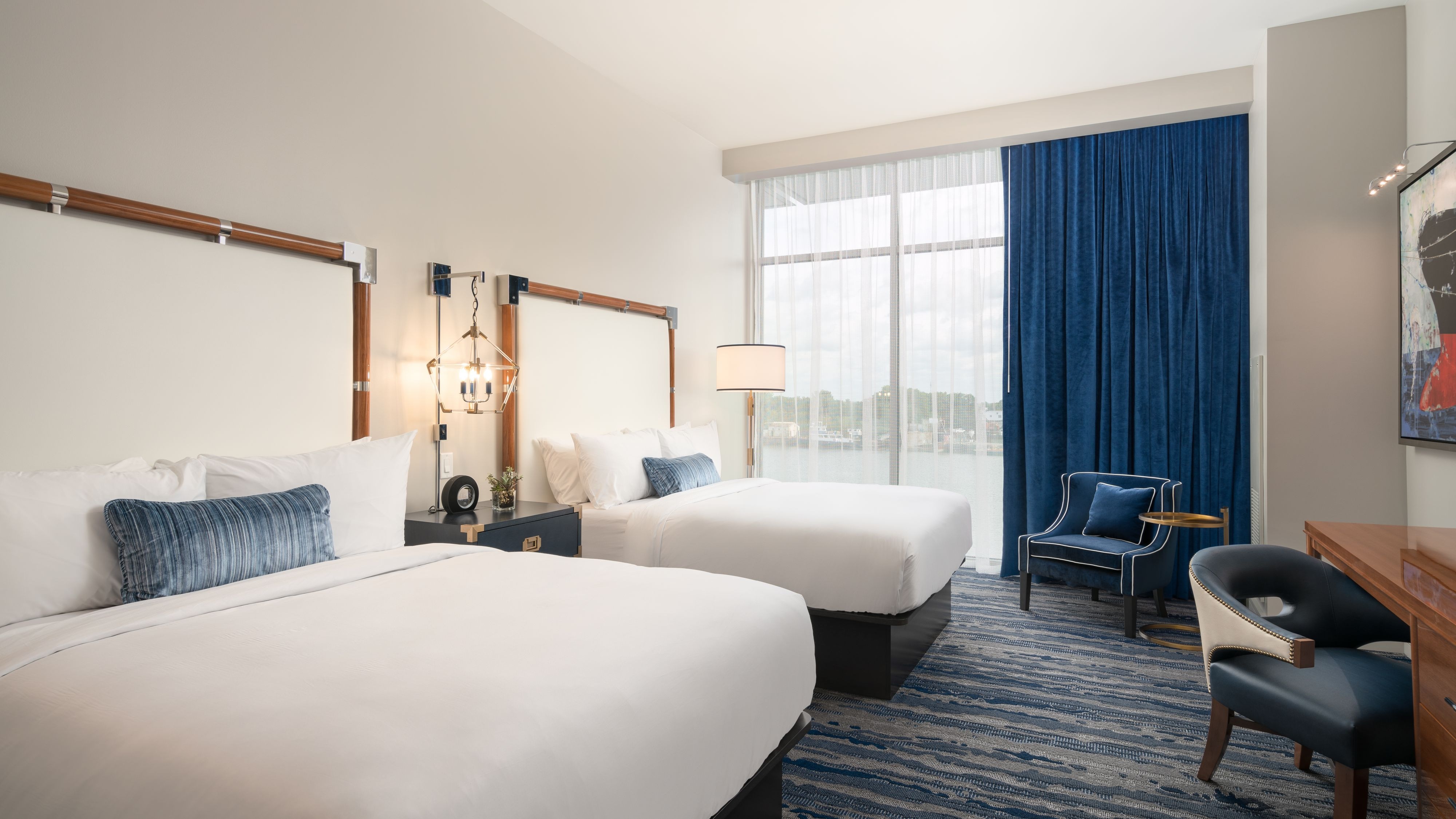 The Signature Collection: An Elevated Savannah Stay