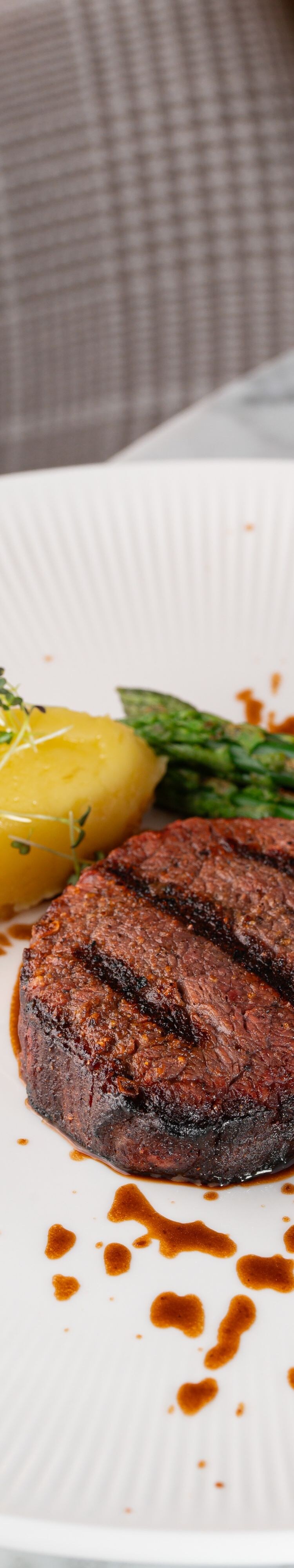 Josper grilled beef with potatoes and asparagus