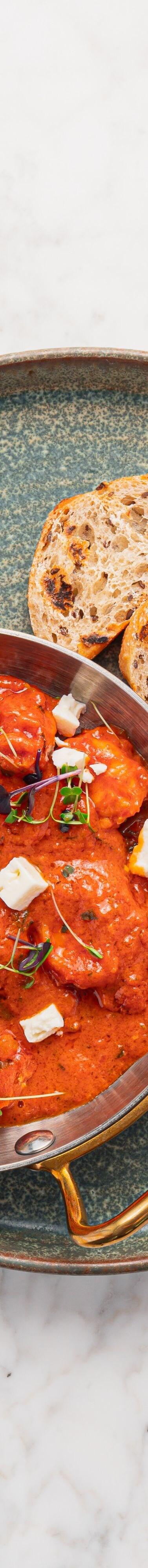 Prawns in tomato sauce with feta