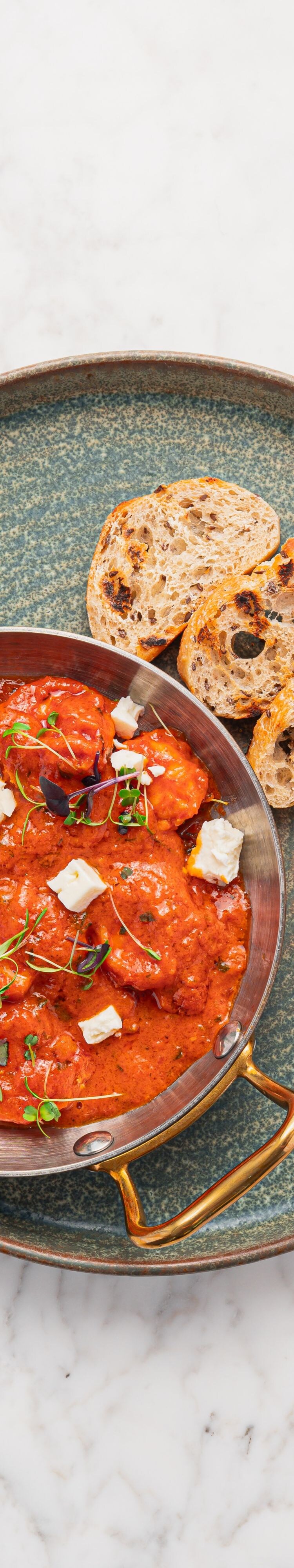 Prawns in tomato sauce with feta
