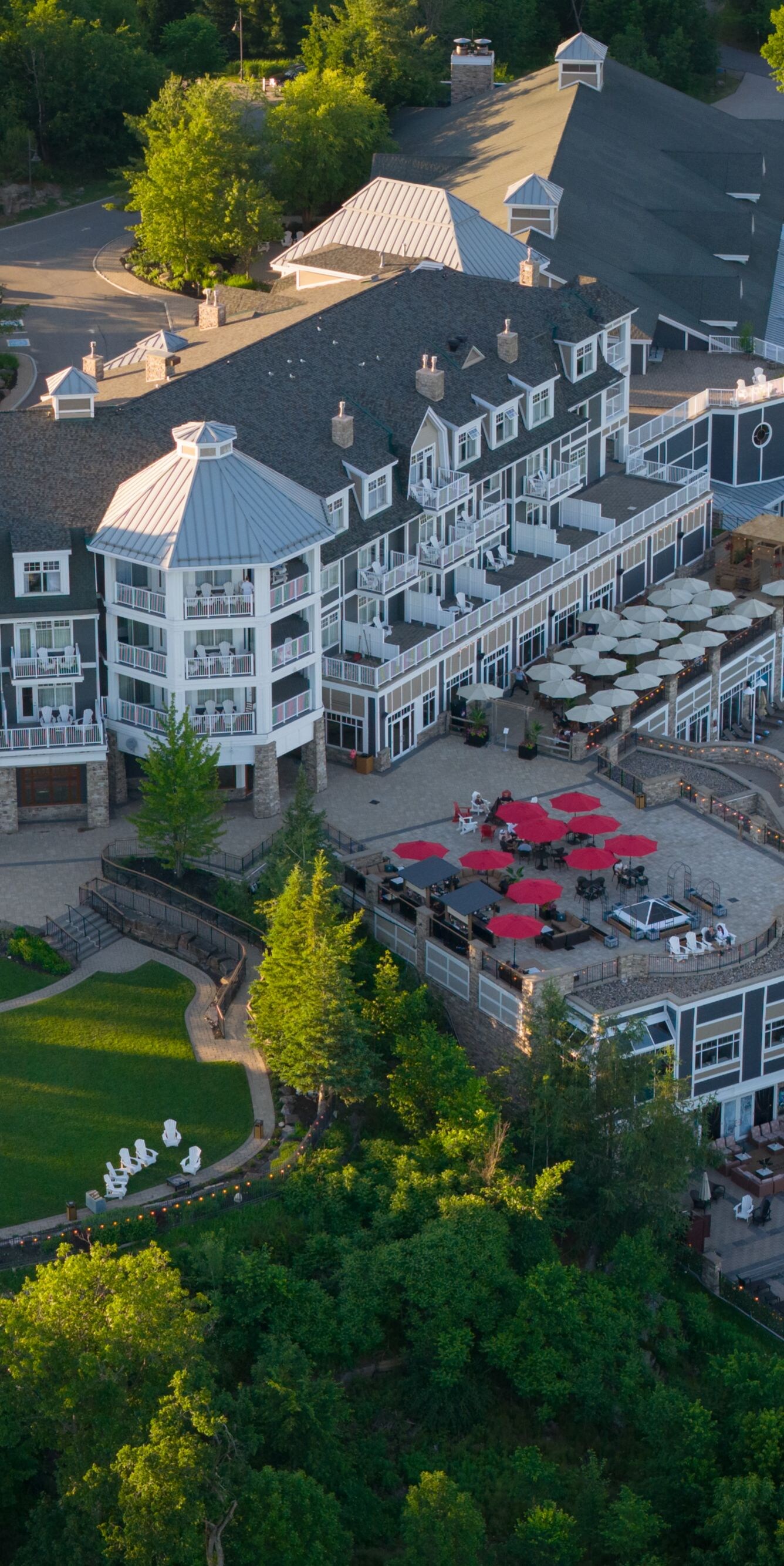 Aerial view outdoor pool, deck, hydrospa pool