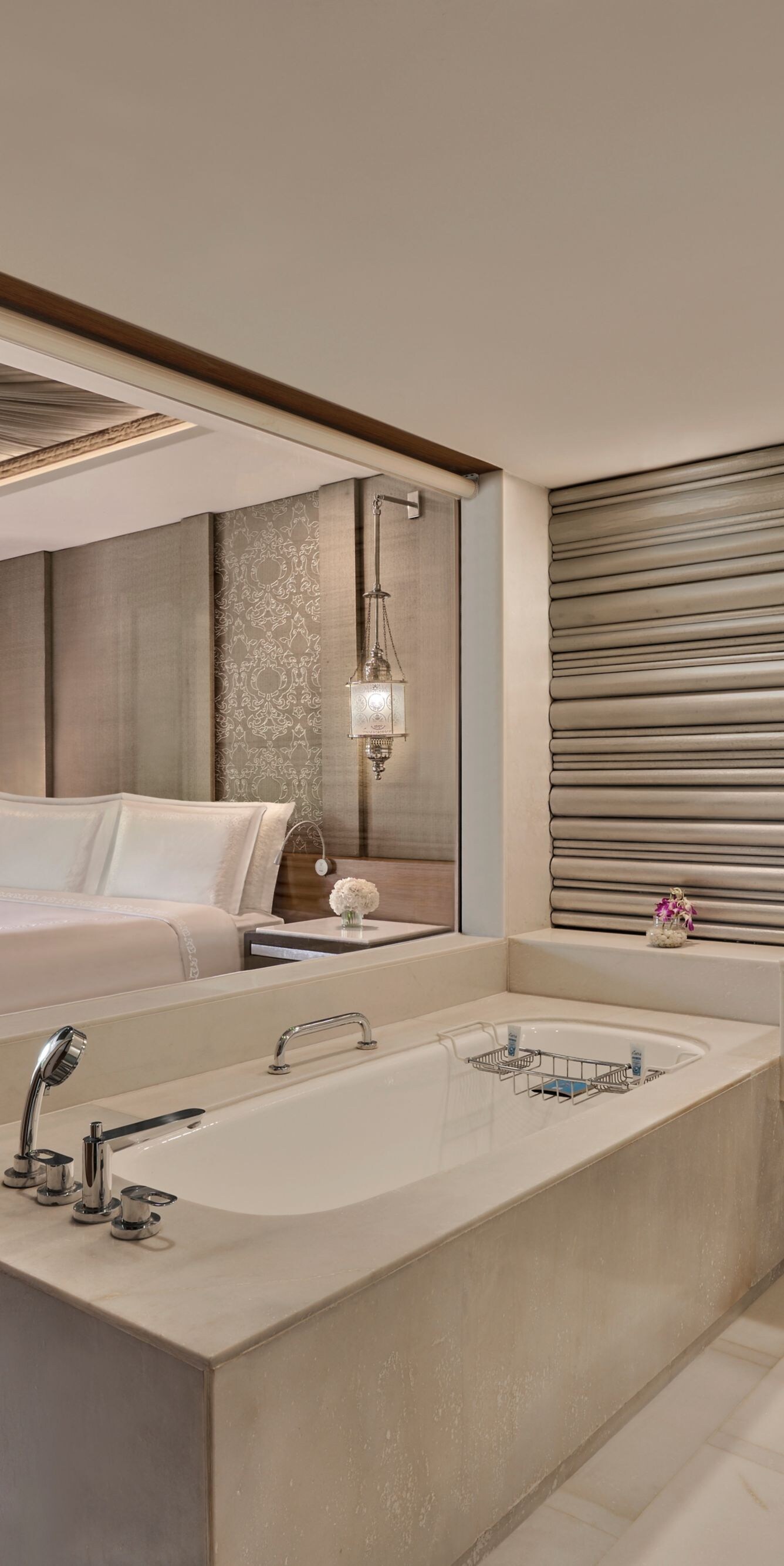 Royal Mughal Suite Bathroom - ITC Mughal Agra