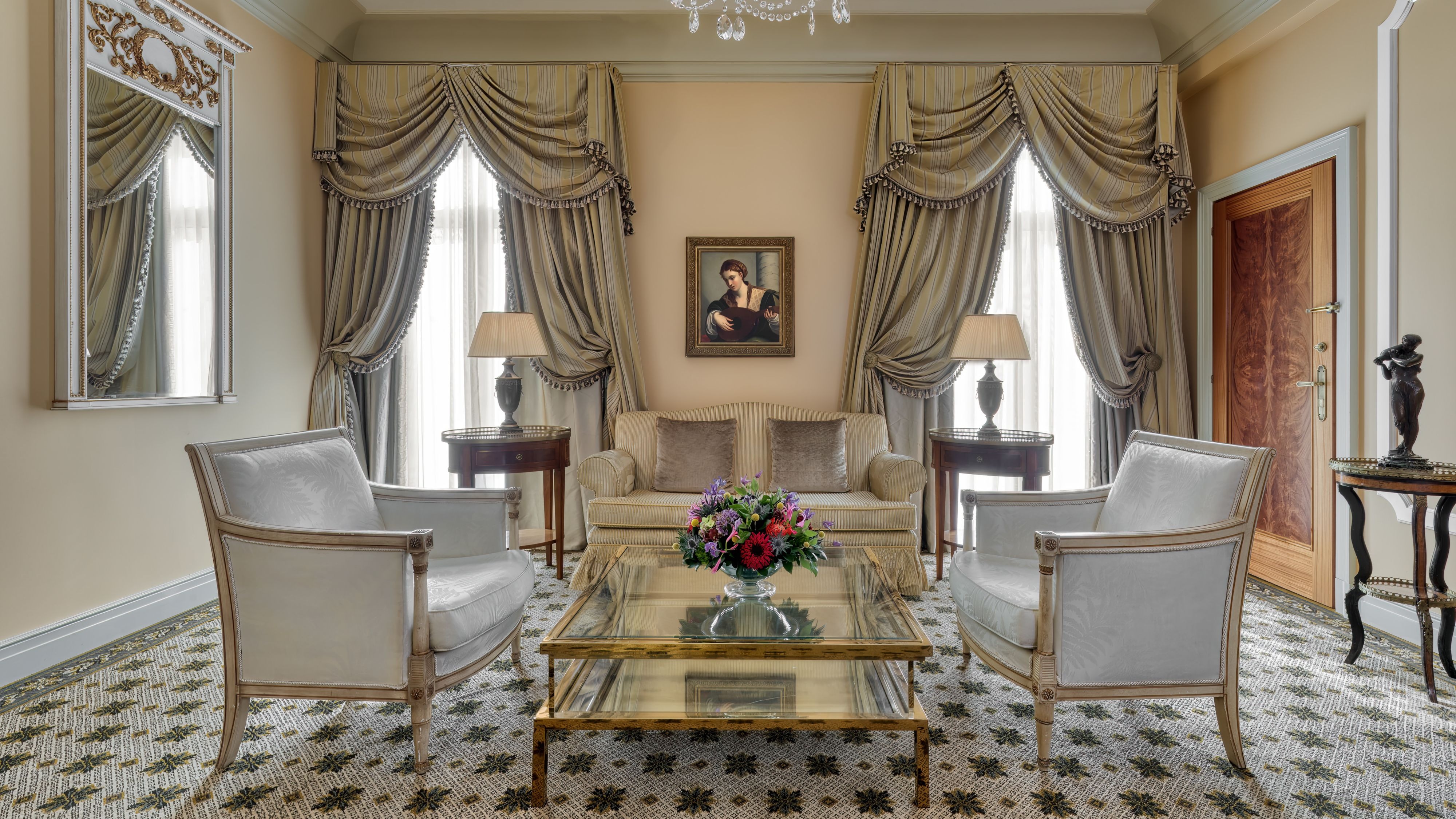 Your Suite Experience in Athens