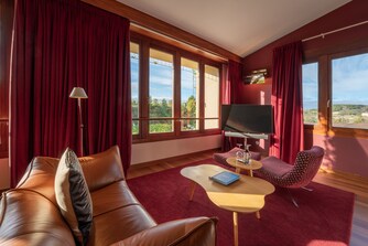 Wide view of the Riscal Suite