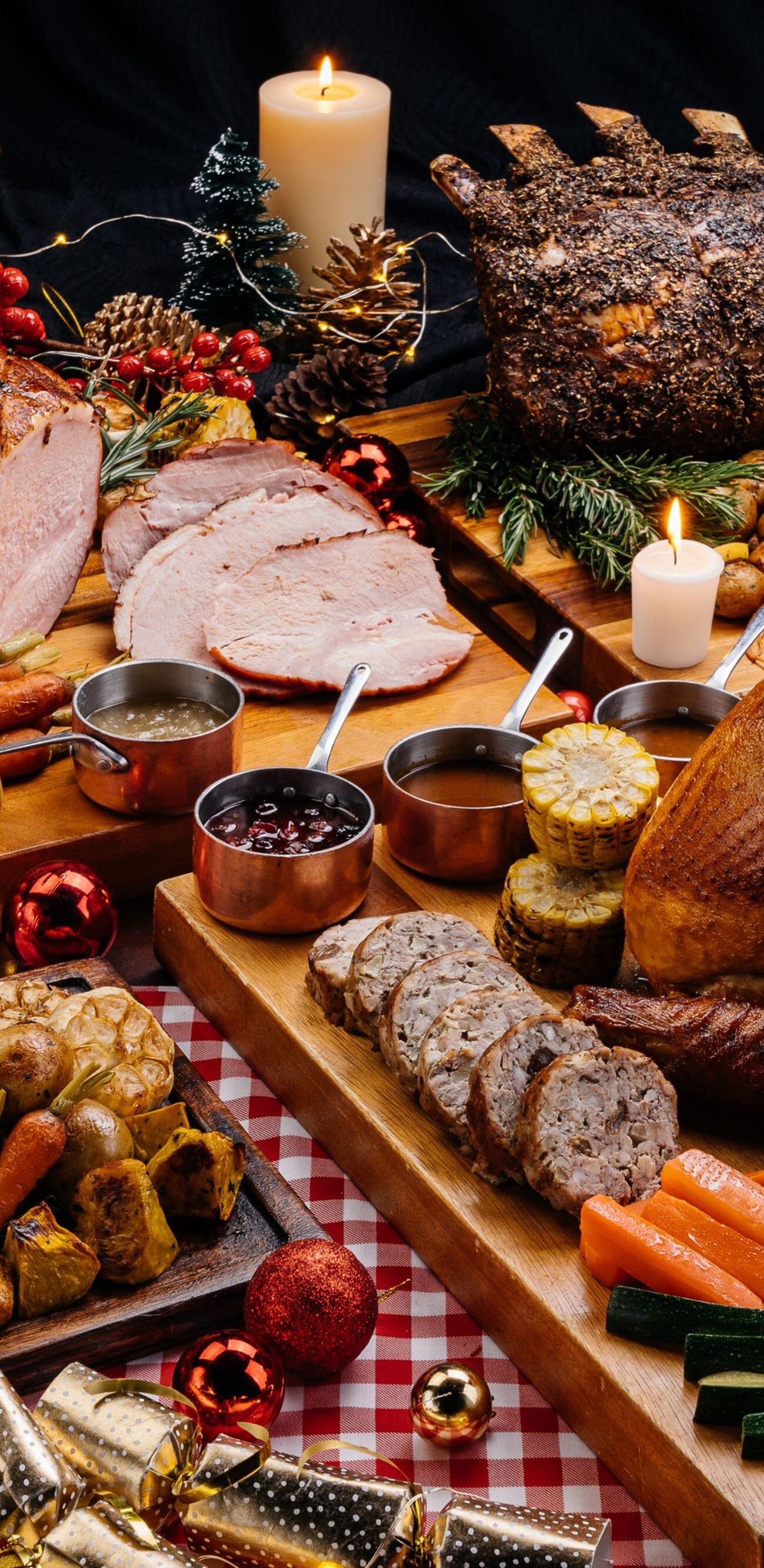 CHRISTMAS EVE & NEW YEAR EXTRAVAGANZA BUFFET
