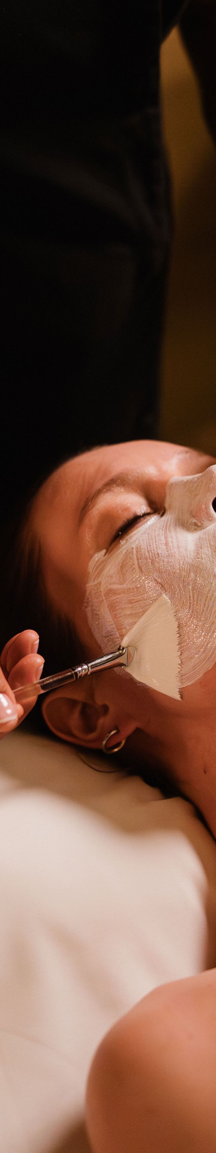 Tratamiento facial en el spa