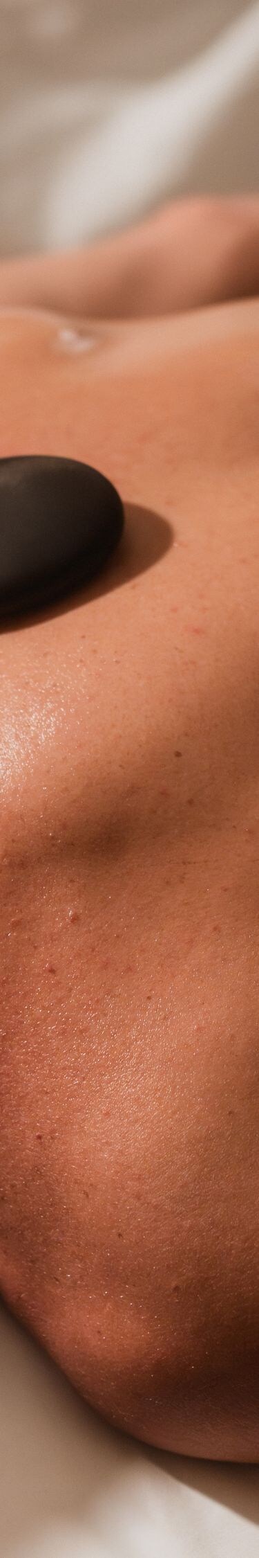 Hot stone massage treatment