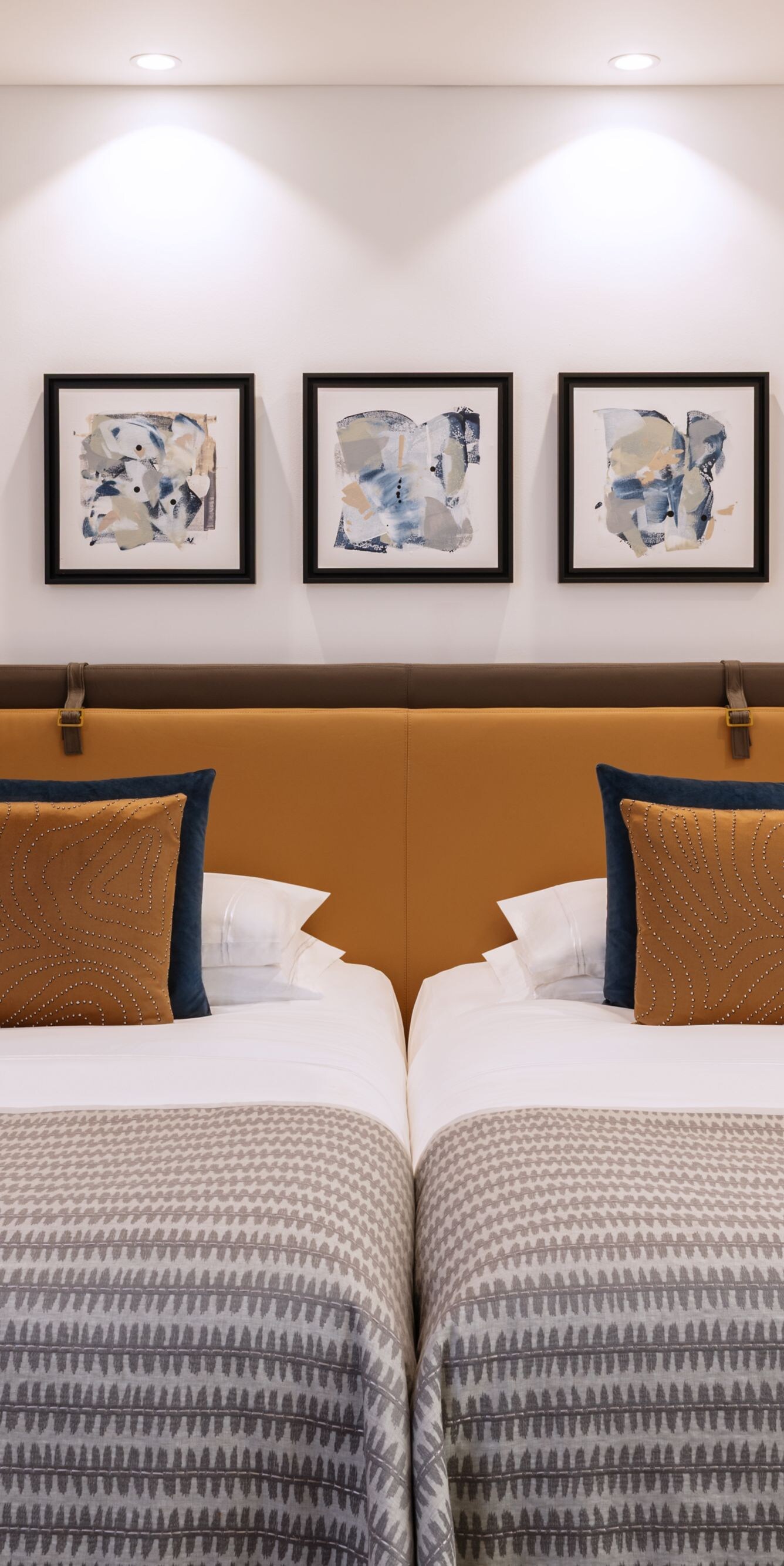 Twin Beds in a Deluxe Suite