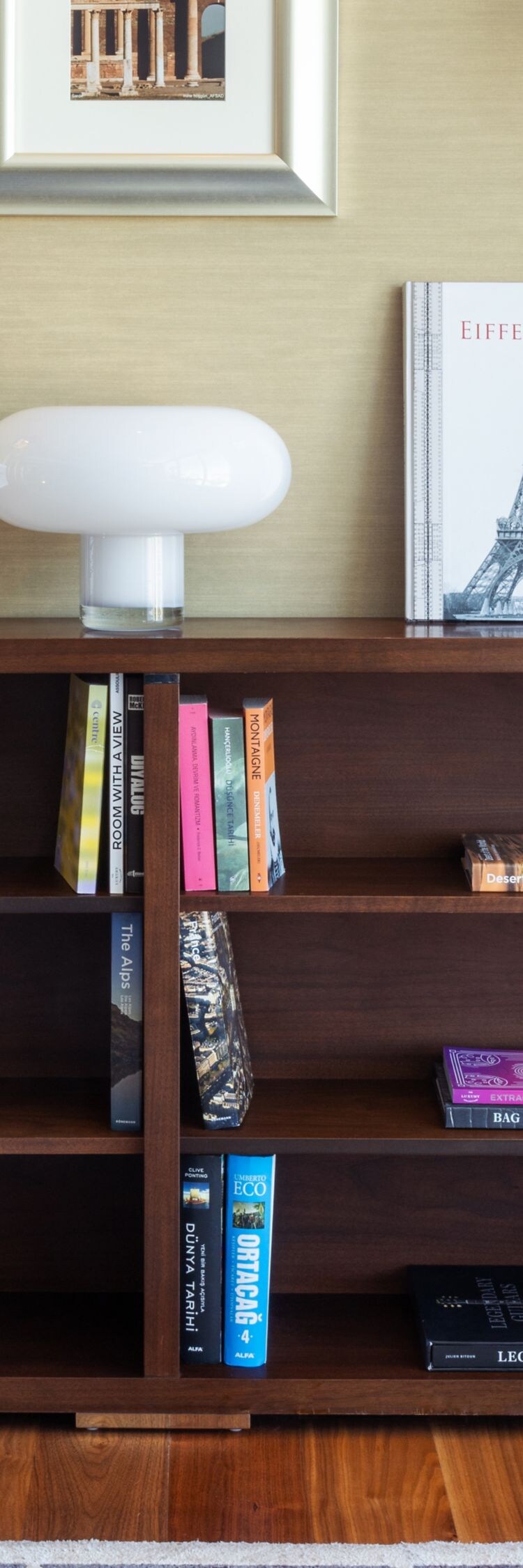 Lugal interior detail with bookshelf and decor