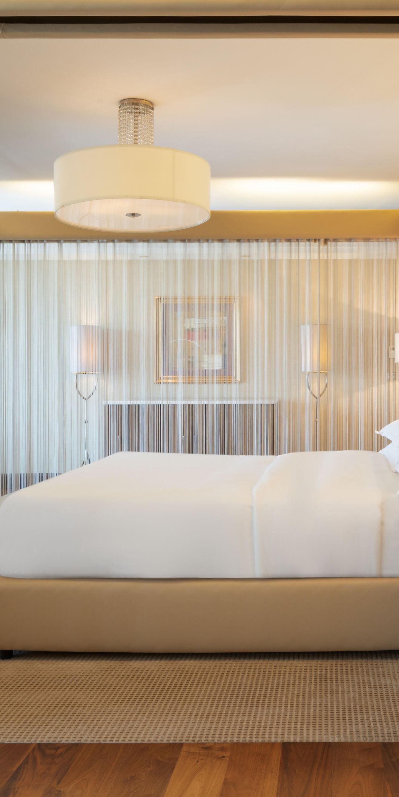 Lugal Suite king bedroom with contemporary design