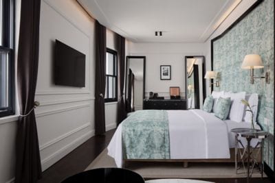 Guest room