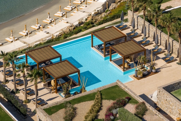 Oasis Pool and Lounge Santa Marina 