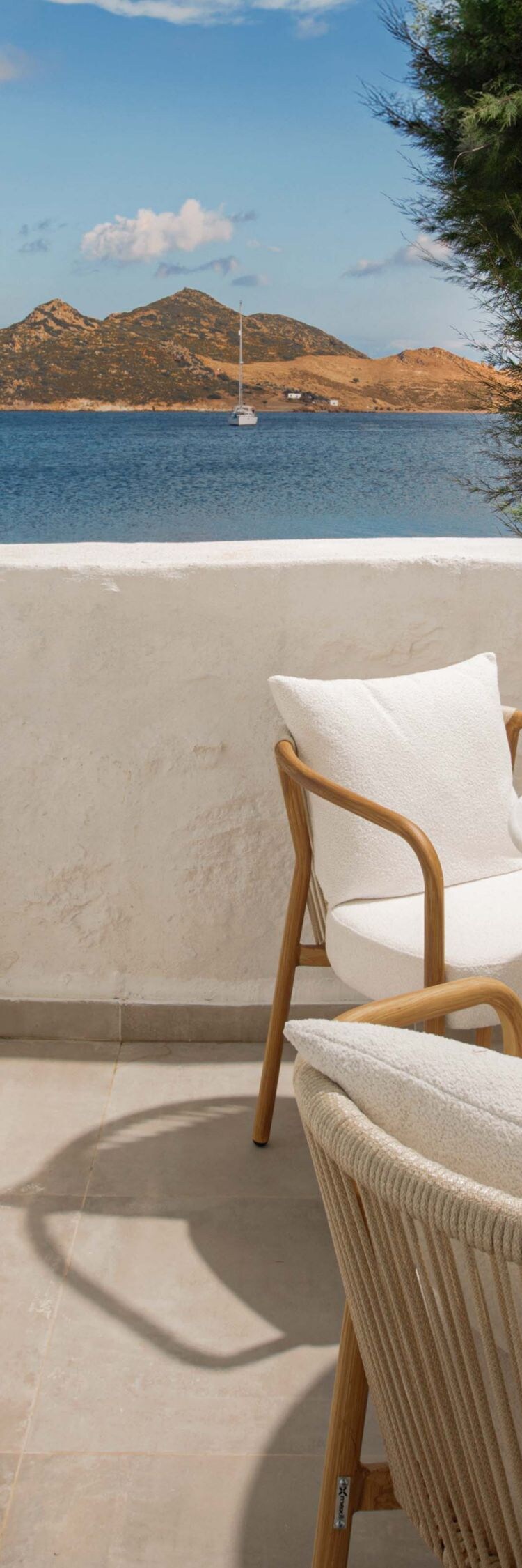 Private terrace with jacuzzi and bay view