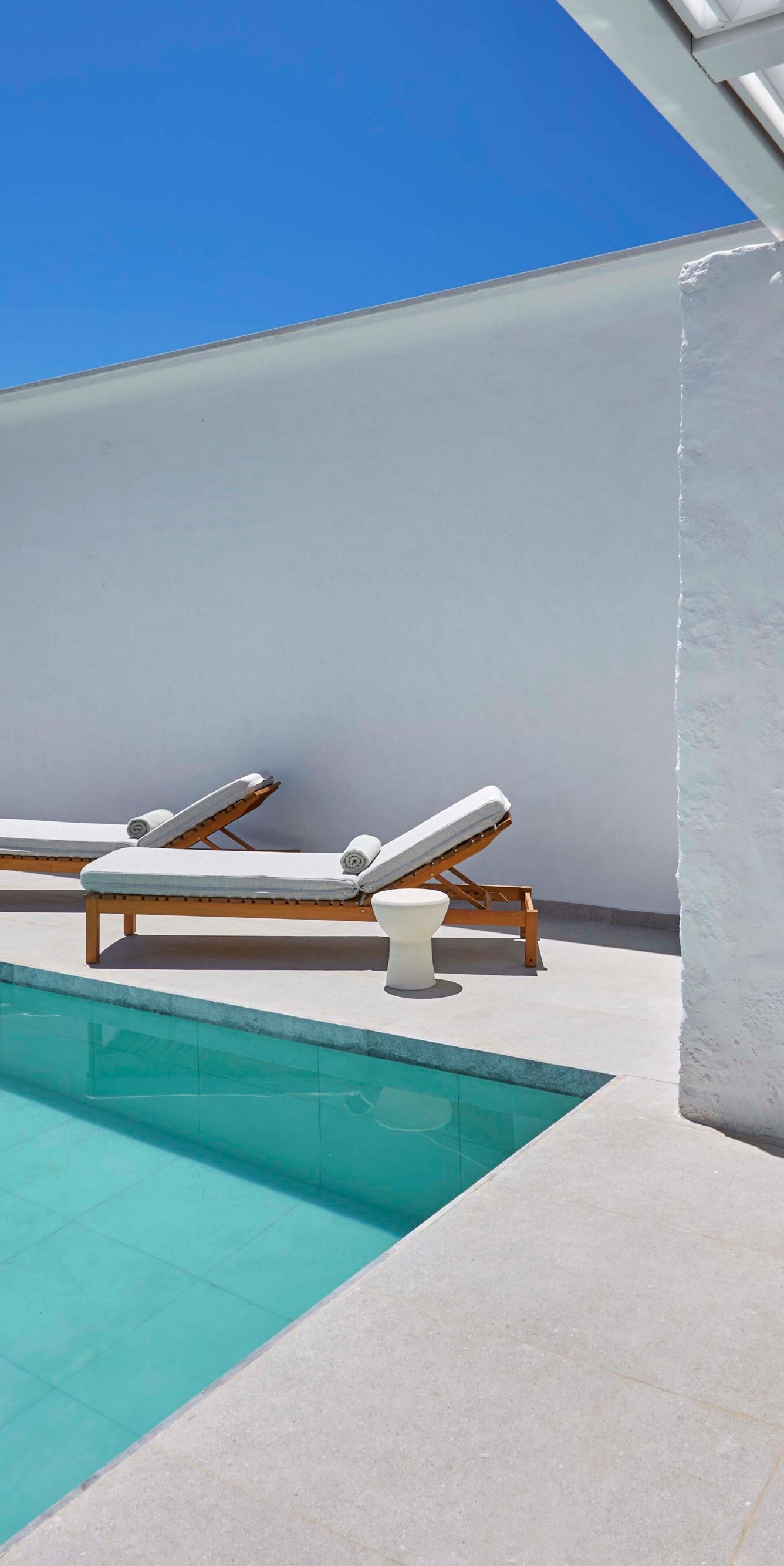 Suite with Private Pool terrace with loungers