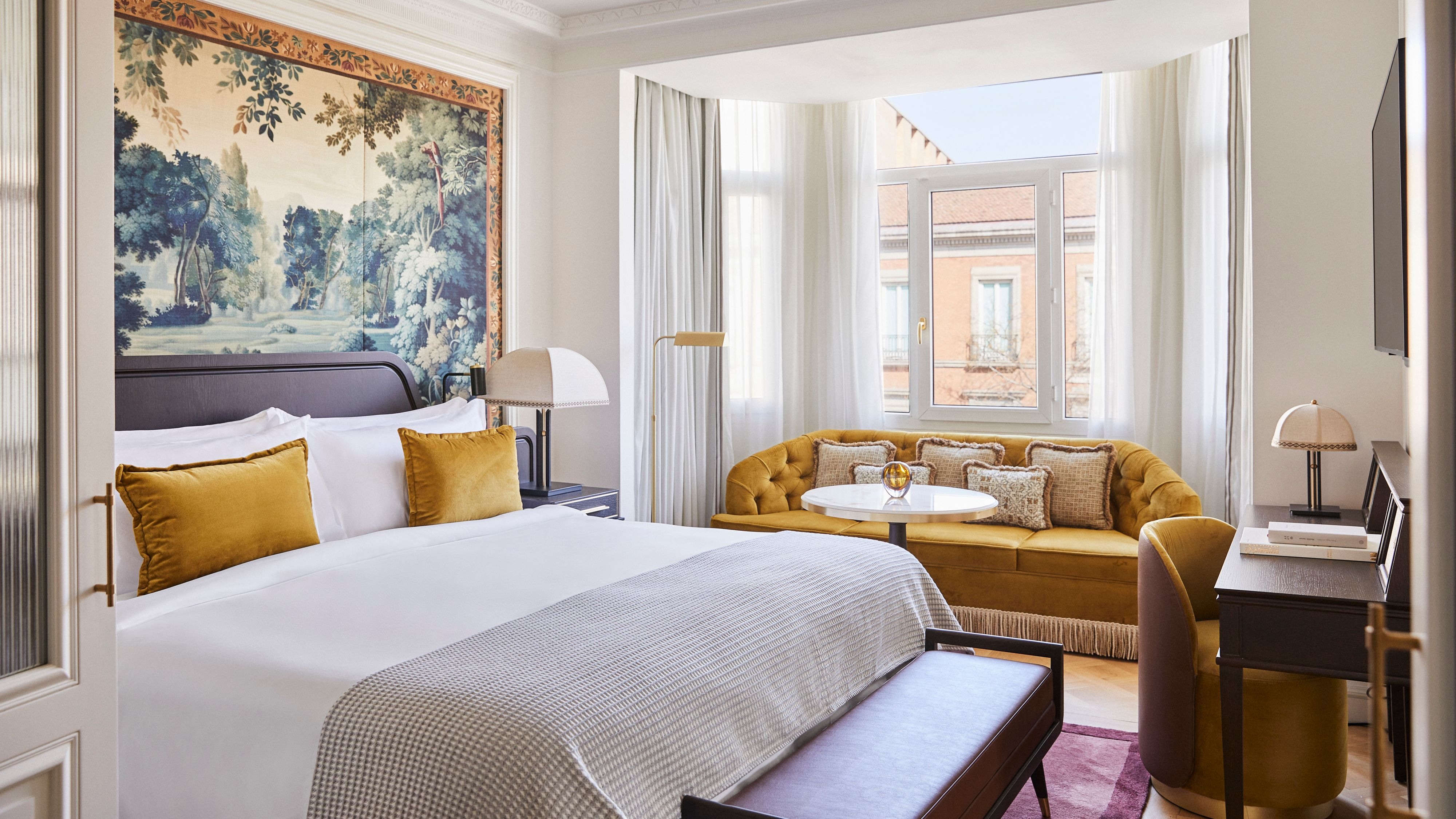 Family special: 50% off on your second room