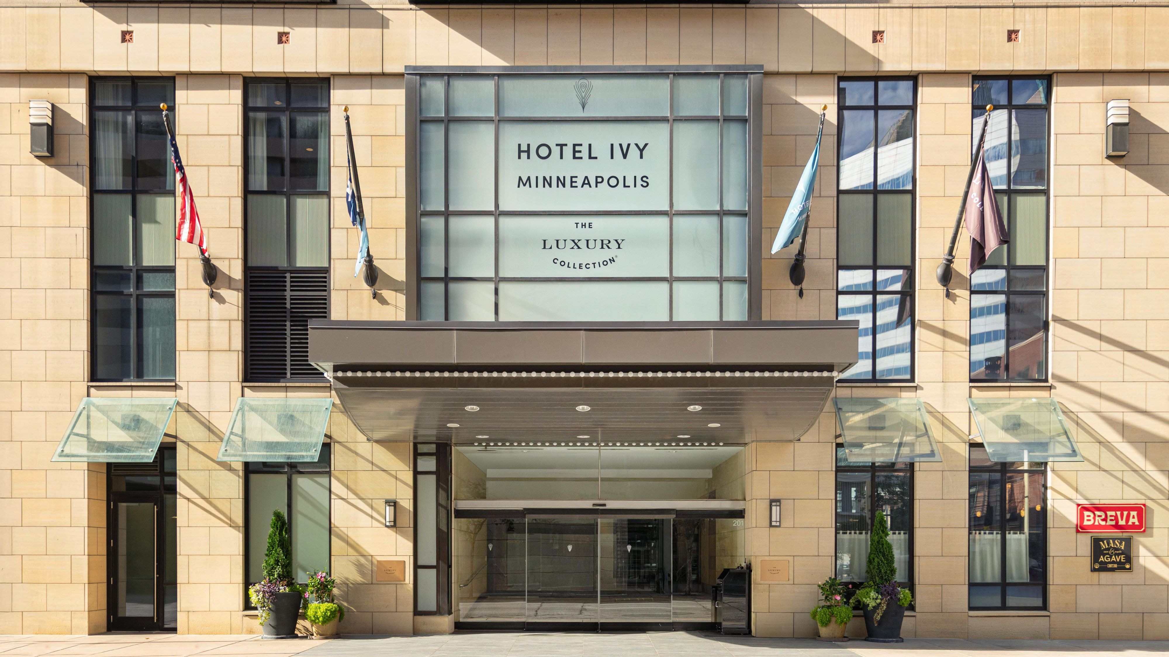 where to stay hotel image