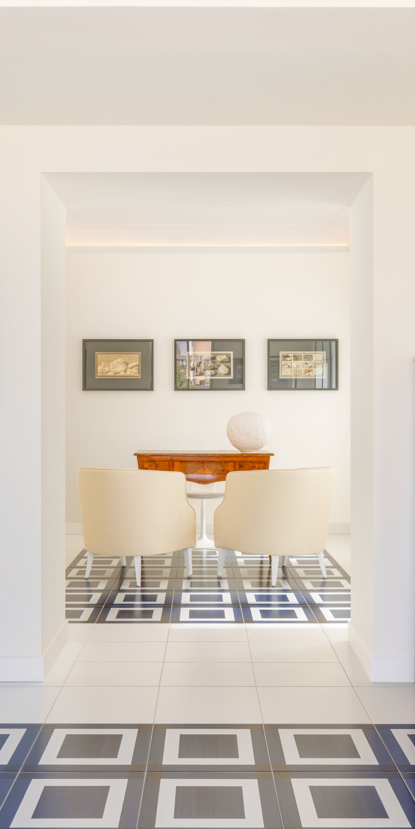 Bright lobby area with seating and dining space
