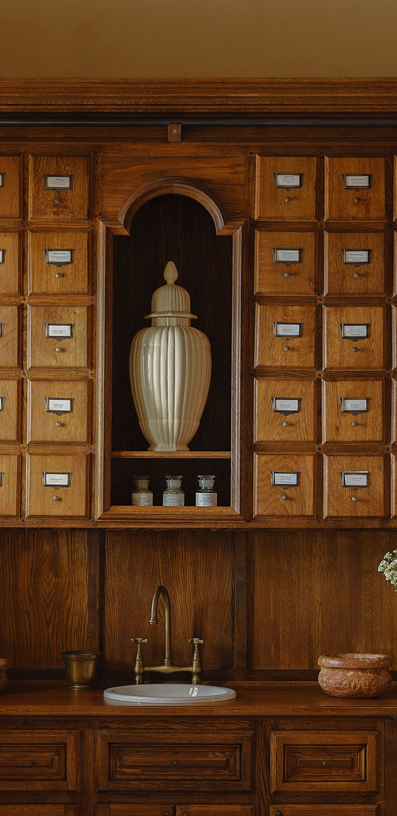 Herbal shop main area